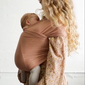 Solly baby wrap: color peachy keen